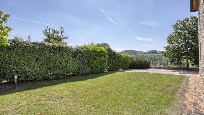 Image No.18-2 Bed Apartment for sale