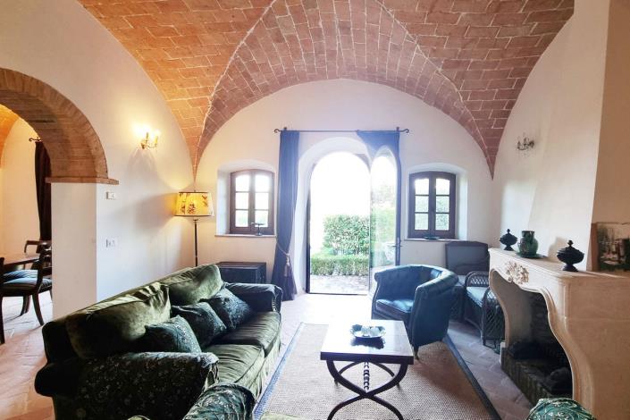 Image No.23-2 Bed Apartment for sale