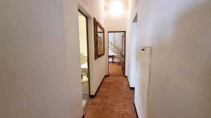 Image No.21-2 Bed Apartment for sale