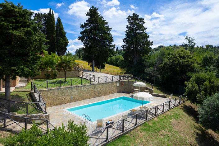 Image No.2-5 Bed Farmhouse for sale