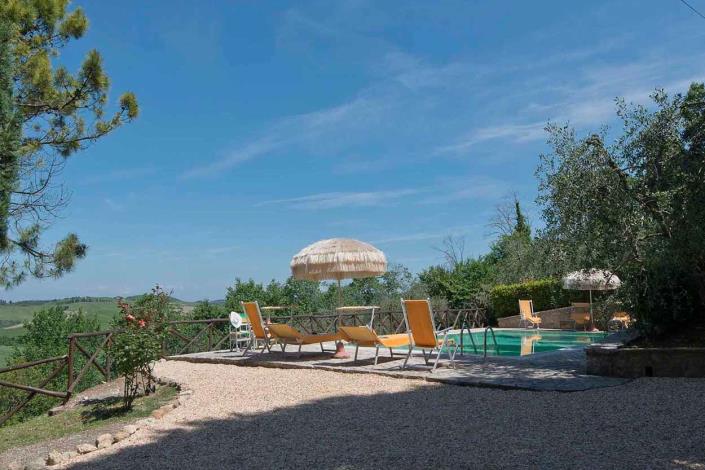 Image No.12-5 Bed Farmhouse for sale