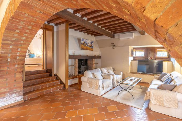 Image No.22-4 Bed Country House for sale