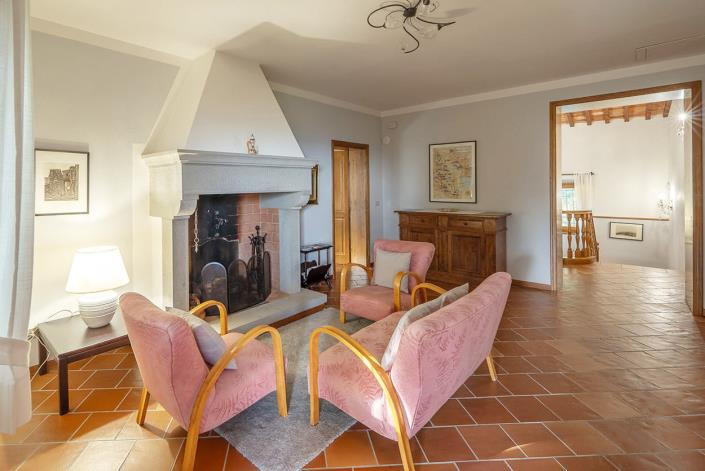 Image No.30-4 Bed Country House for sale