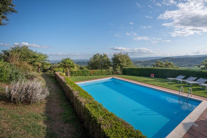 Image No.42-4 Bed Country House for sale