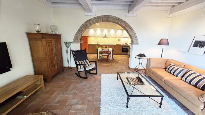 Image No.15-2 Bed Semi-Detached for sale