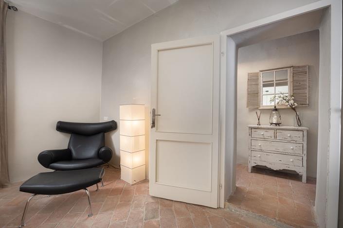 Image No.41-4 Bed Country House for sale
