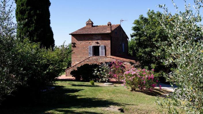 Image No.7-Maison de campagne de 4 chambres à vendre à Marciano della Chiana