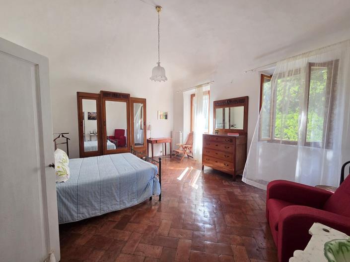 Image No.12-3 Bed Apartment for sale