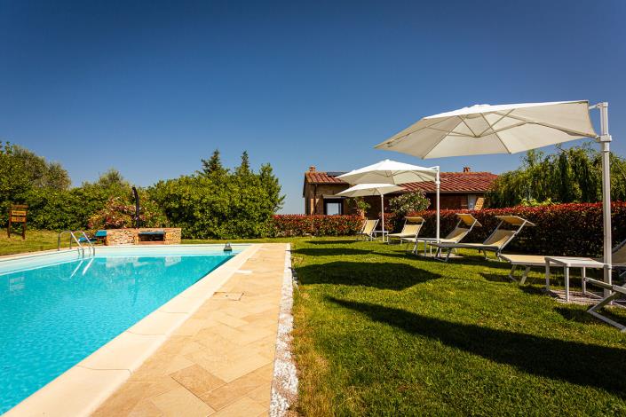 Image No.11-4 Bed Country House for sale