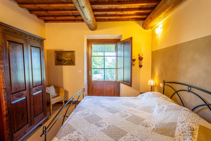 Image No.29-4 Bed Country House for sale