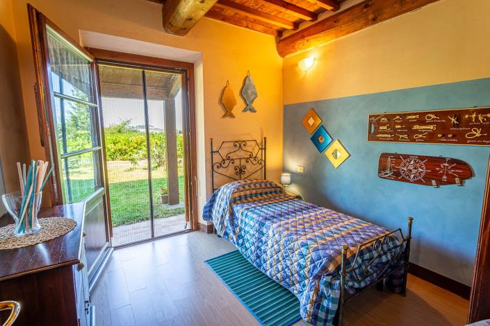 Image No.34-4 Bed Country House for sale