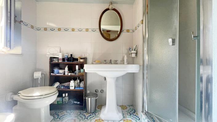 Image No.23-3 Bed Country House for sale