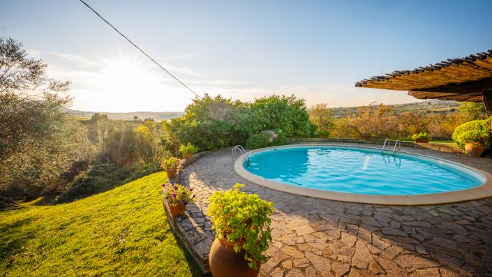 Image No.8-8 Bed Country House for sale