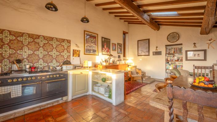 Image No.24-8 Bed Country House for sale