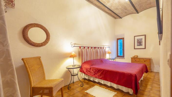 Image No.44-8 Bed Country House for sale