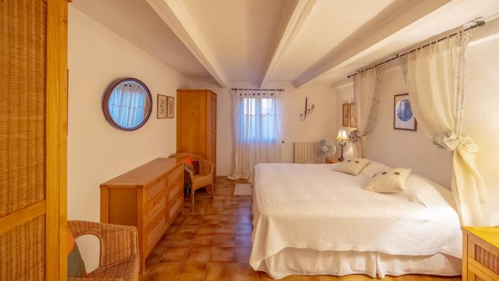 Image No.46-8 Bed Country House for sale
