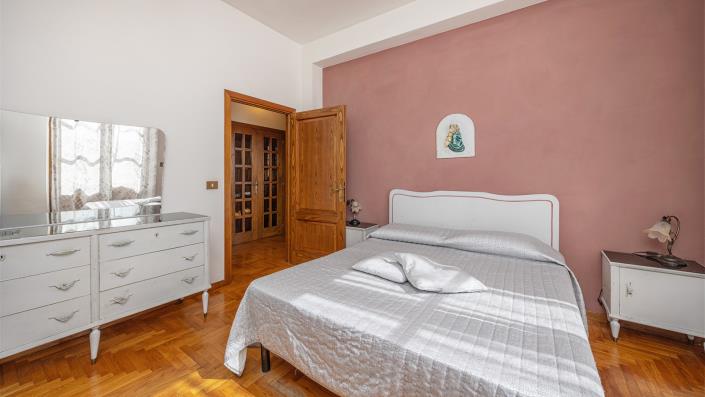 Image No.20-3 Bed Villa for sale