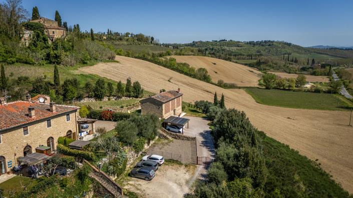 Image No.5-2 Bed Country House for sale