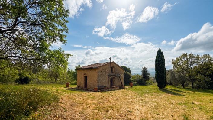 Image No.10-5 Bed Country House for sale