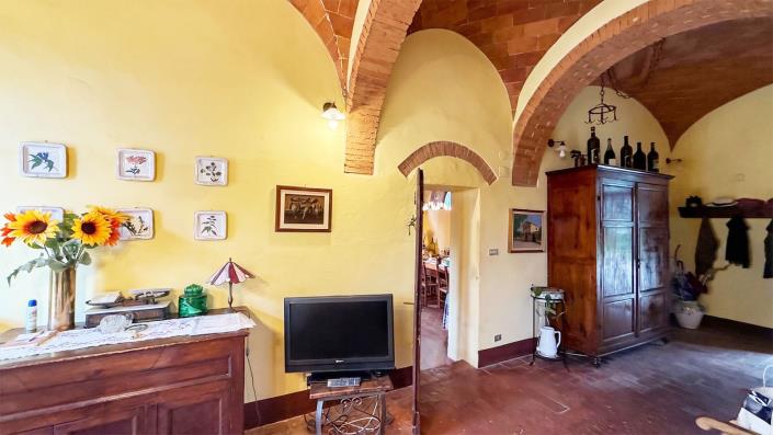 Image No.20-5 Bed Country House for sale