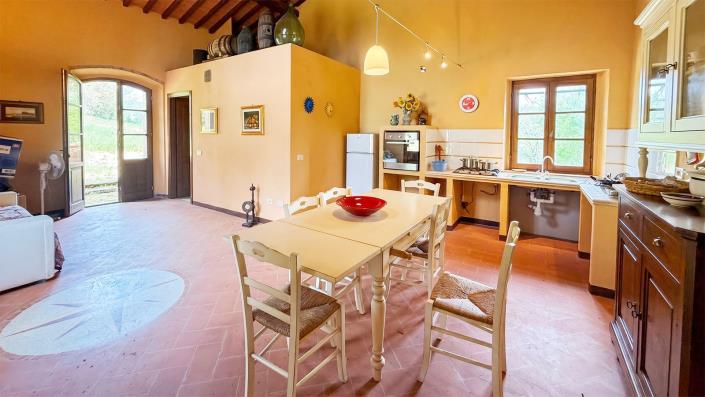 Image No.30-5 Bed Country House for sale