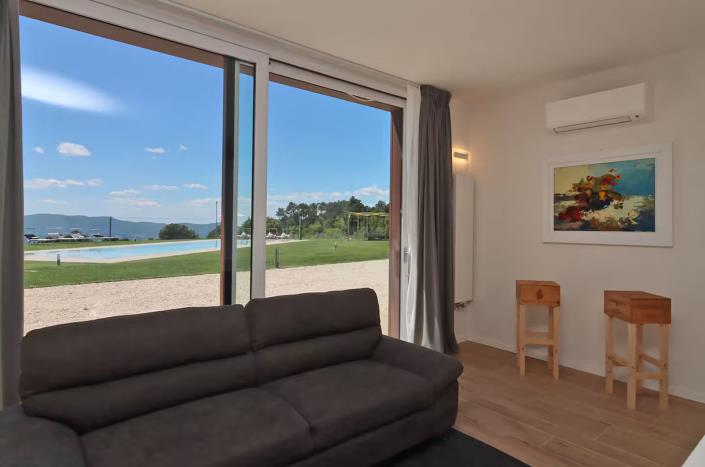 Image No.13-3 Bed Villa / Detached for sale