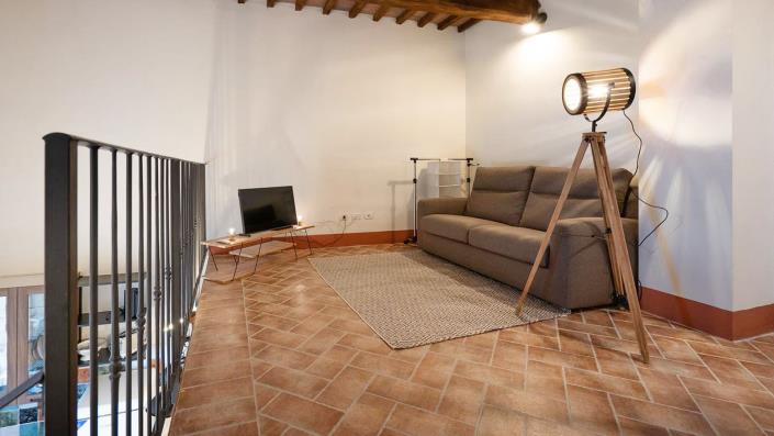 Image No.19-2 Bed Apartment for sale