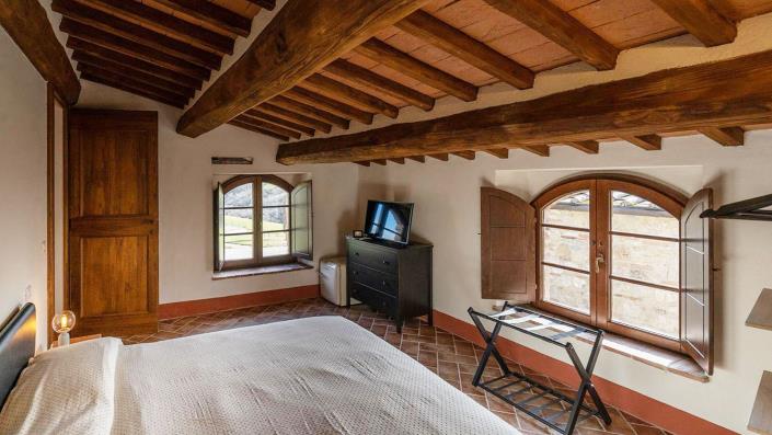 Image No.21-2 Bed Apartment for sale