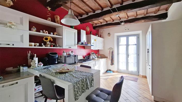 Image No.22-3 Bed Country House for sale
