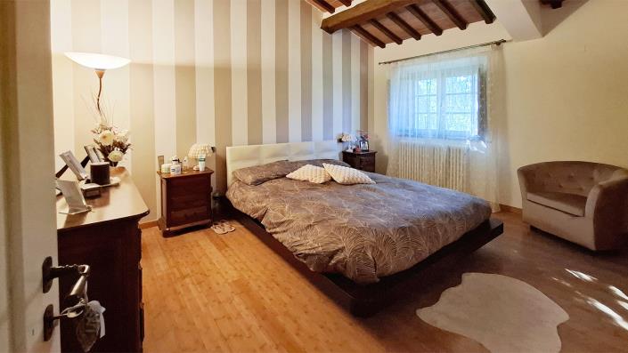 Image No.27-3 Bed Country House for sale