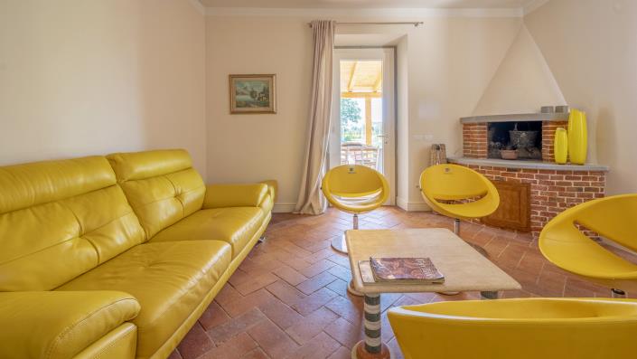 Image No.15-7 Bed Villa / Detached for sale