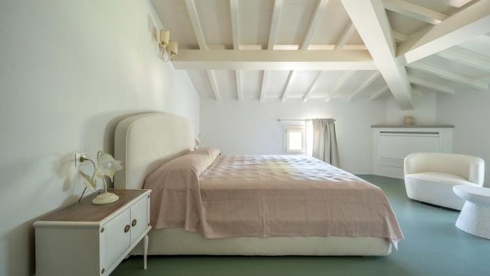 Image No.31-7 Bed Villa / Detached for sale