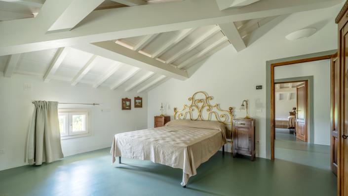 Image No.34-7 Bed Villa / Detached for sale