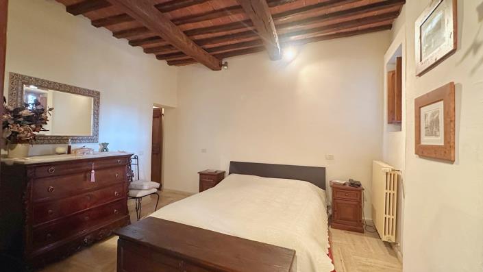 Image No.21-2 Bed Apartment for sale