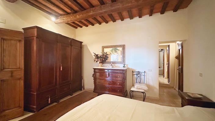 Image No.22-2 Bed Apartment for sale