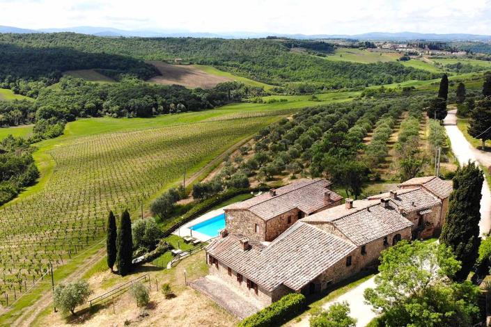 Image No.3-13 Bed Country House for sale