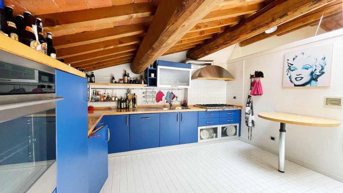 Image No.9-3 Bed Apartment for sale