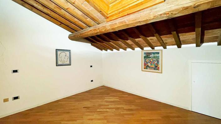 Image No.14-3 Bed Apartment for sale