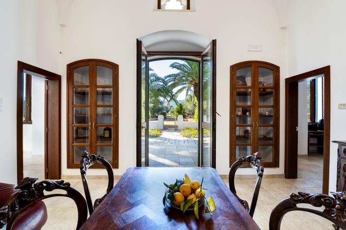 Image No.10-9 Bed Farmhouse for sale