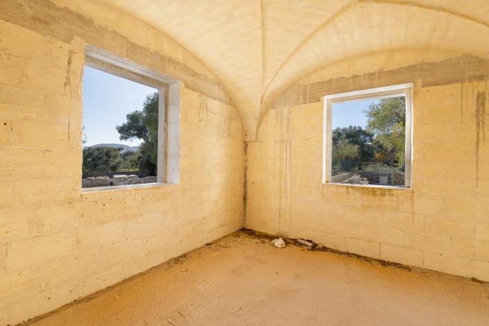 Image No.22-9 Bed Farmhouse for sale