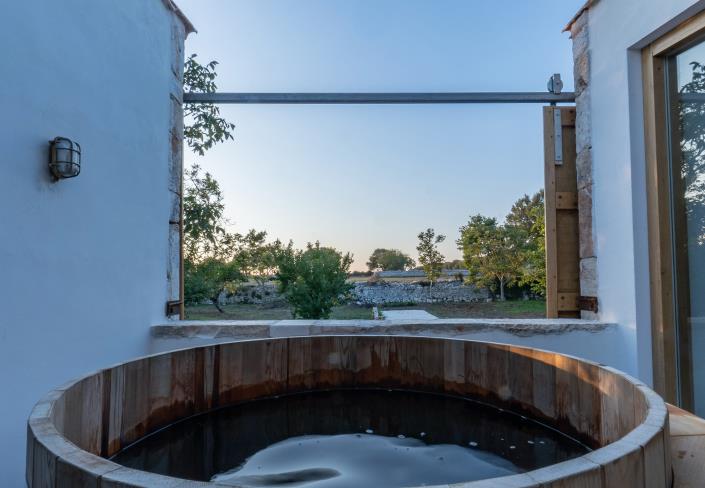 Image No.14-7 Bed Country House for sale