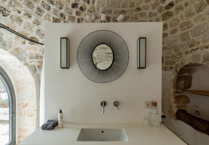 Image No.20-7 Bed Country House for sale