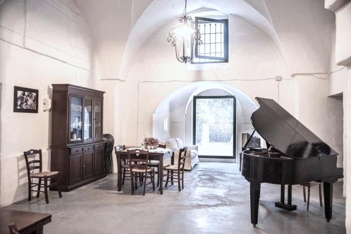 Image No.5-6 Bed Farmhouse for sale