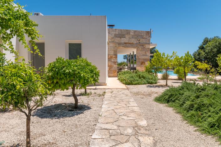 Image No.3-5 Bed Villa for sale