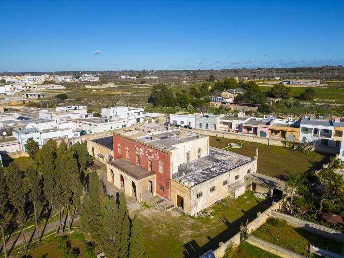 Image No.27-7 Bed Farmhouse for sale