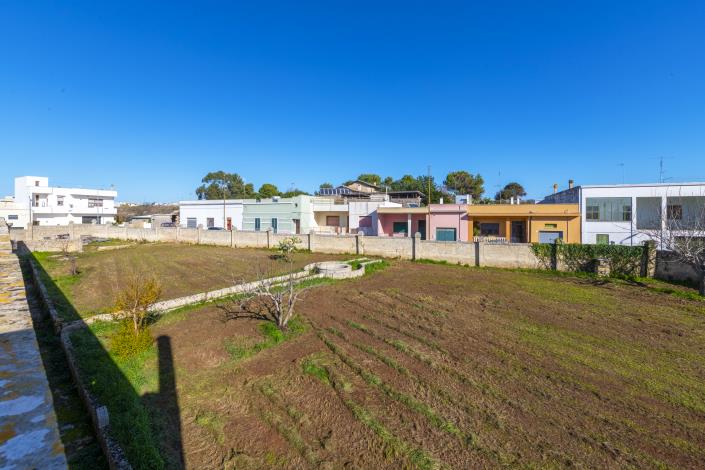 Image No.30-7 Bed Farmhouse for sale