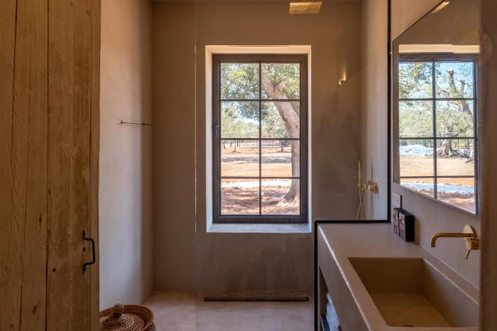 Image No.21-4 Bed Trullo for sale