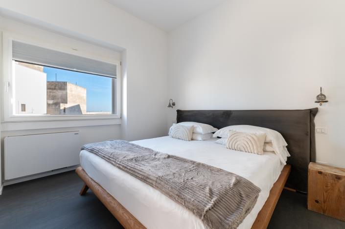 Image No.19-3 Bed Townhouse for sale