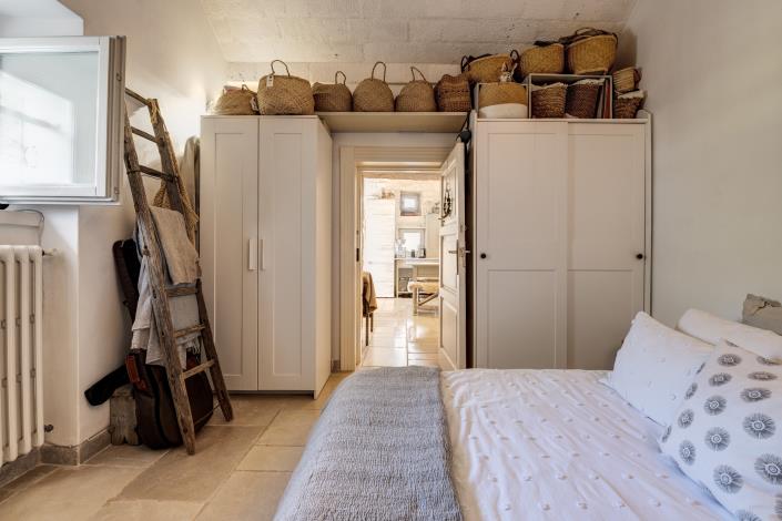 Image No.5-2 Bed Country House for sale