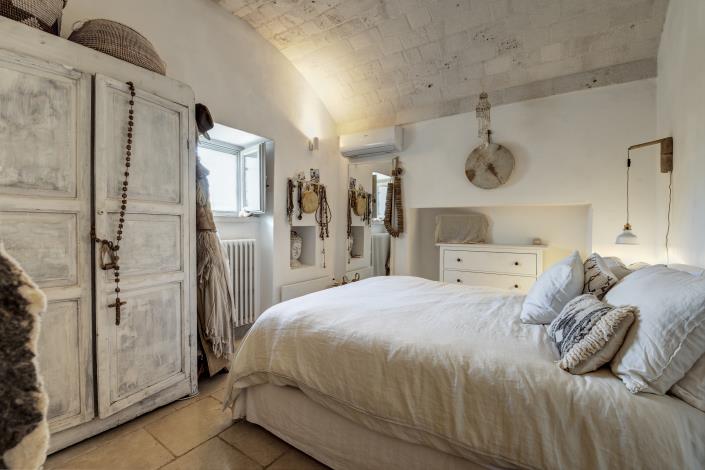 Image No.7-2 Bed Country House for sale